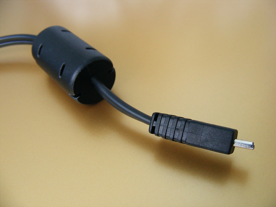 TE Connectivity USB